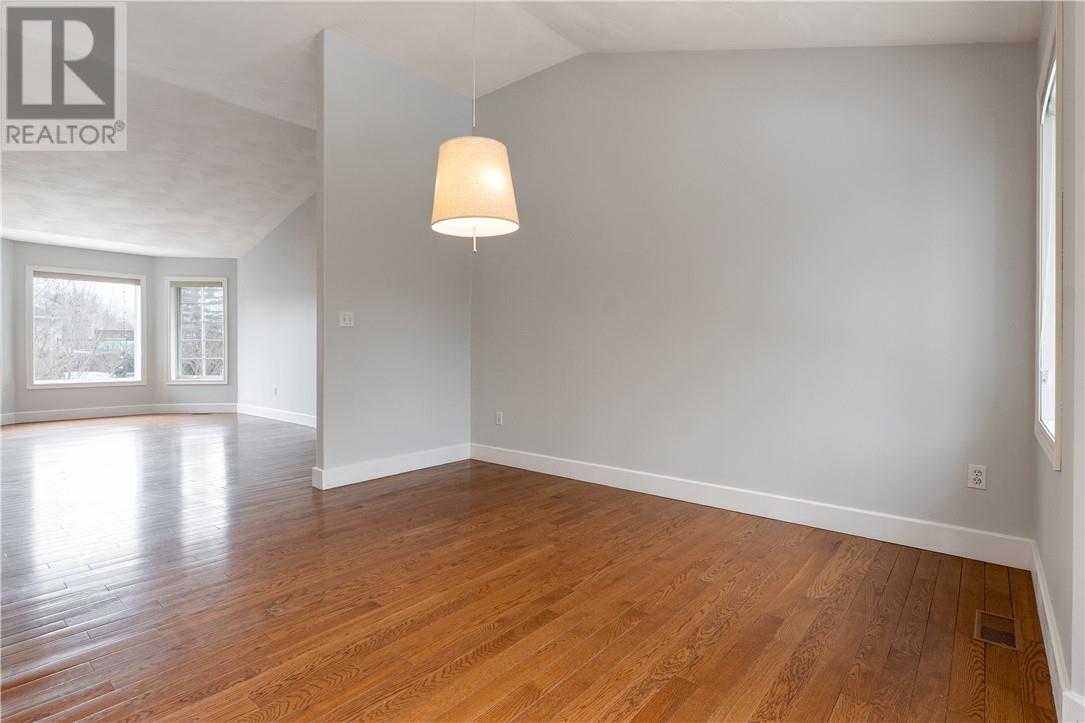 106 Tuscany Trail, Sudbury, Ontario  P3E 6L3 - Photo 6 - 2127156