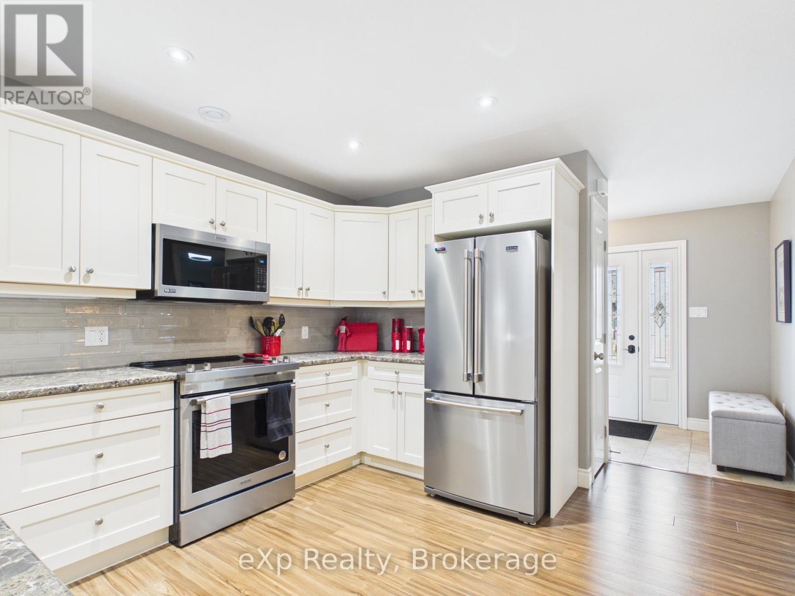 25 - 264 Saratoga Road, Kincardine, Ontario  N2Z 0C8 - Photo 6 - X13010630