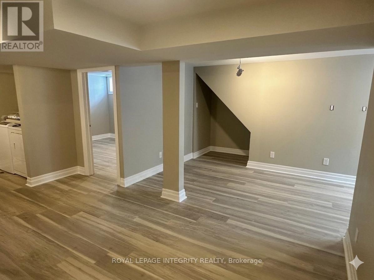 B - 1398 Jamison Avenue, Ottawa, Ontario  K1E 1J5 - Photo 7 - X12906730