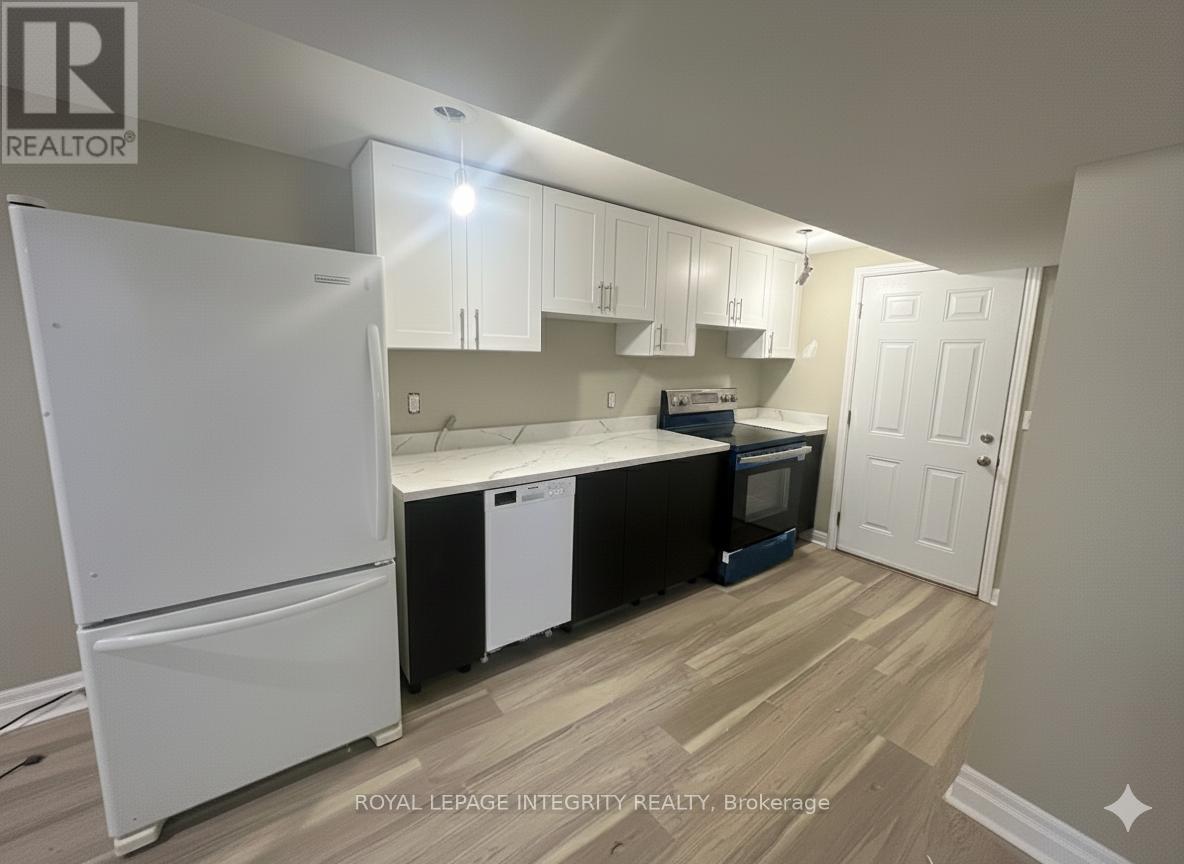 B - 1398 Jamison Avenue, Ottawa, Ontario  K1E 1J5 - Photo 10 - X12906730