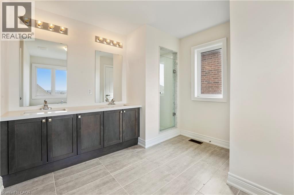 92 Carriage Shop Bend, East Gwillimbury, Ontario  L9N 0Y3 - Photo 23 - 40821716