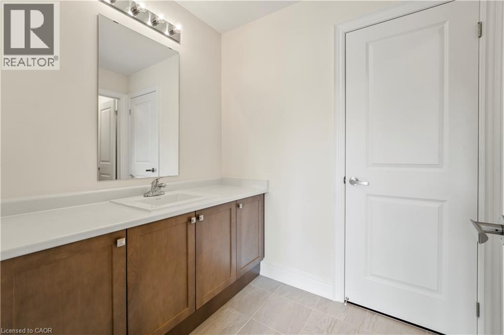 92 Carriage Shop Bend, East Gwillimbury, Ontario  L9N 0Y3 - Photo 31 - 40821716