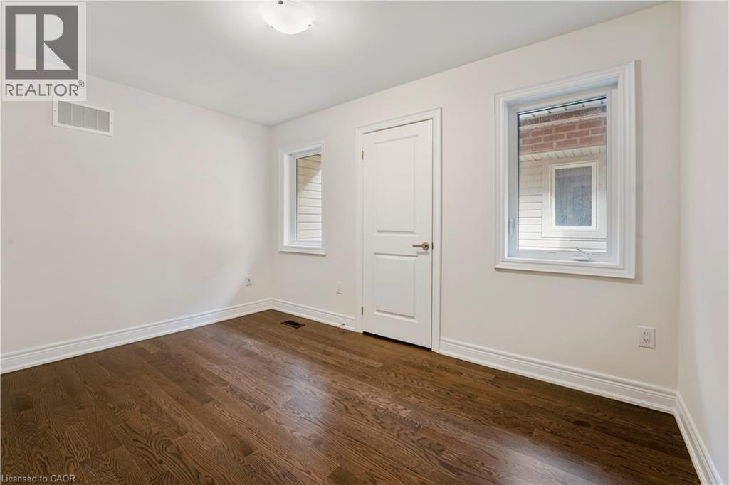 92 Carriage Shop Bend, East Gwillimbury, Ontario  L9N 0Y3 - Photo 33 - 40821716