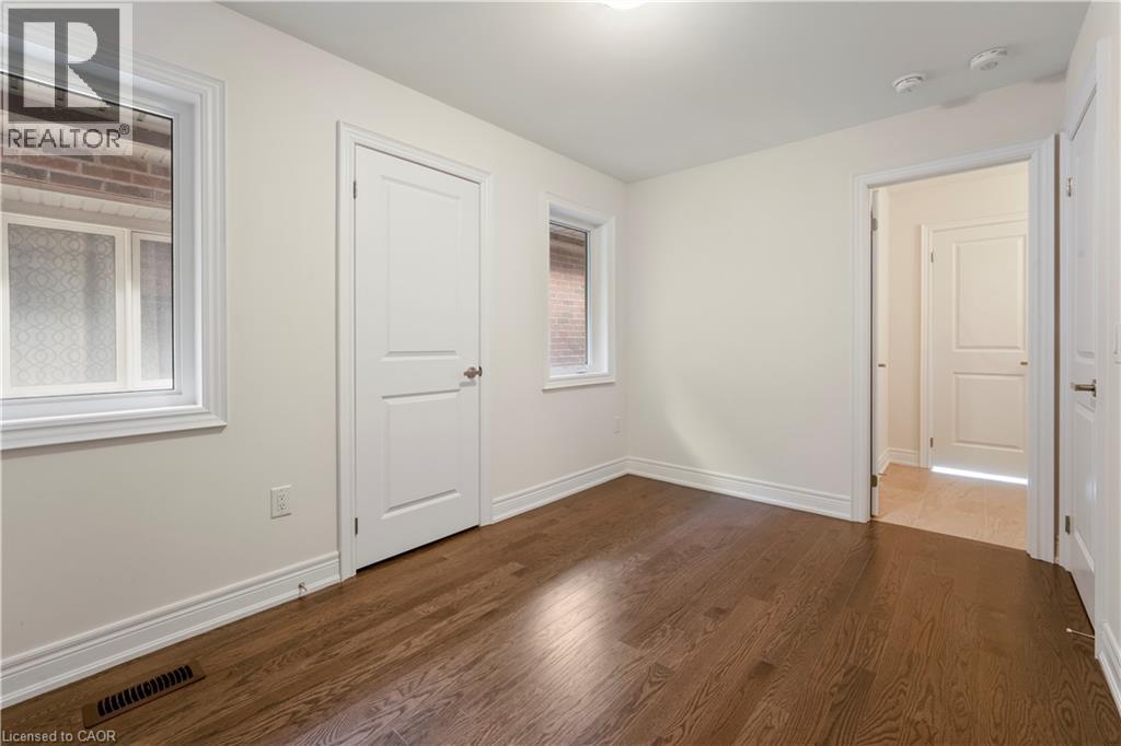 92 Carriage Shop Bend, East Gwillimbury, Ontario  L9N 0Y3 - Photo 34 - 40821716