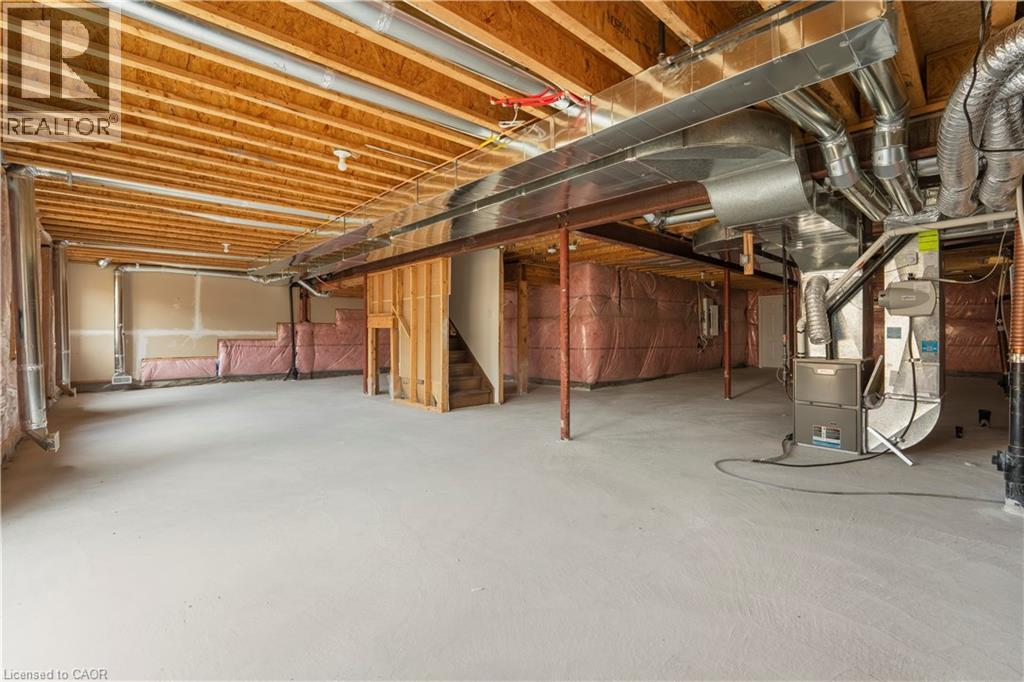 92 Carriage Shop Bend, East Gwillimbury, Ontario  L9N 0Y3 - Photo 35 - 40821716