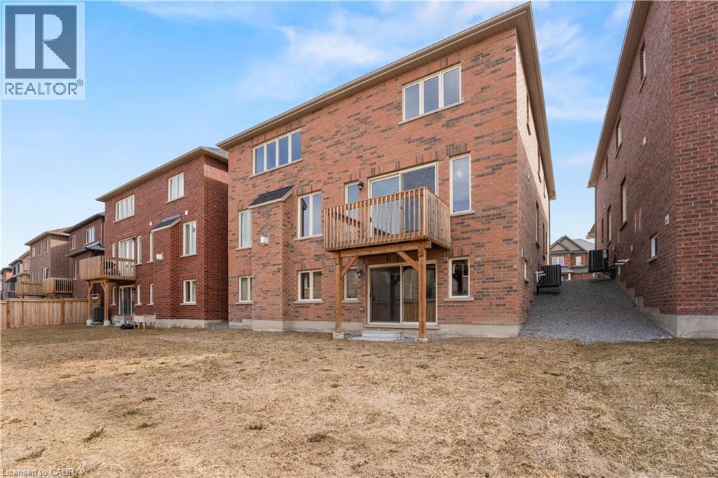 92 Carriage Shop Bend, East Gwillimbury, Ontario  L9N 0Y3 - Photo 39 - 40821716