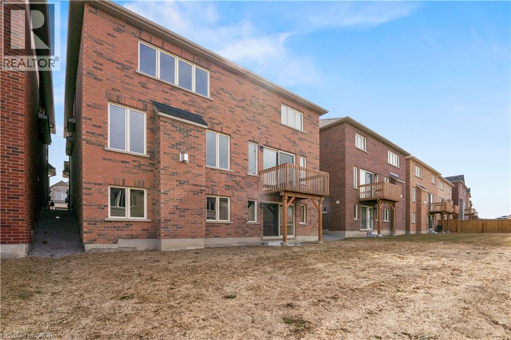 92 Carriage Shop Bend, East Gwillimbury, Ontario  L9N 0Y3 - Photo 40 - 40821716