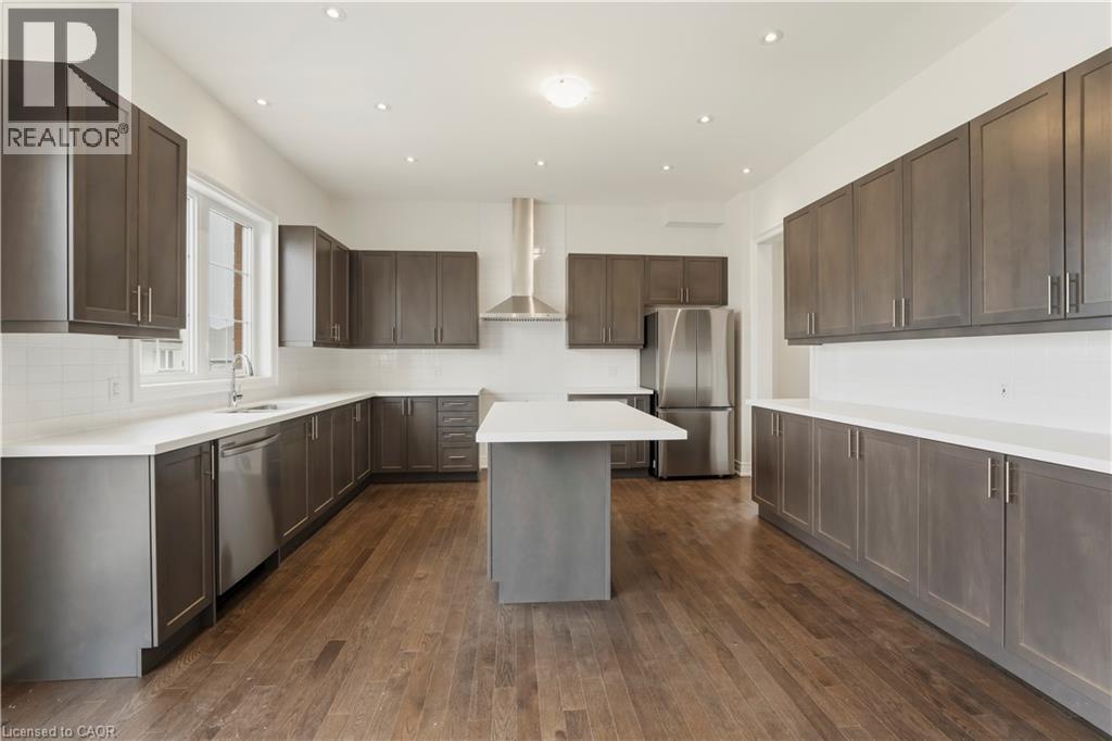 70 Carriage Shop Bend, East Gwillimbury, Ontario  L9N 0C6 - Photo 13 - 40821410