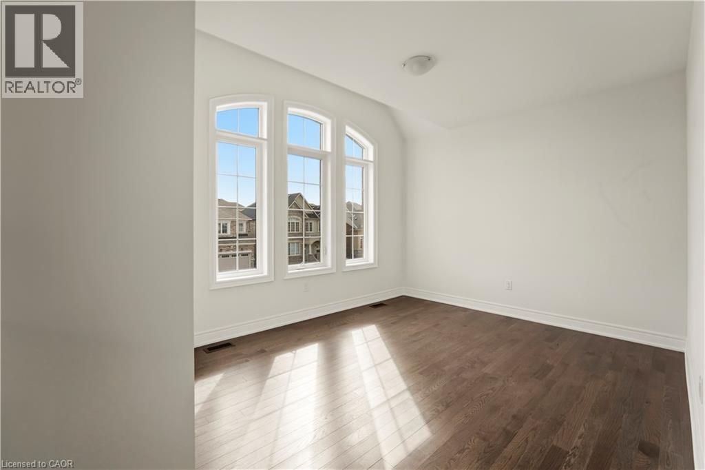 70 Carriage Shop Bend, East Gwillimbury, Ontario  L9N 0C6 - Photo 33 - 40821410