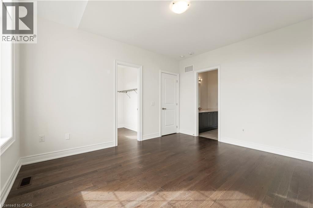 70 Carriage Shop Bend, East Gwillimbury, Ontario  L9N 0C6 - Photo 39 - 40821410