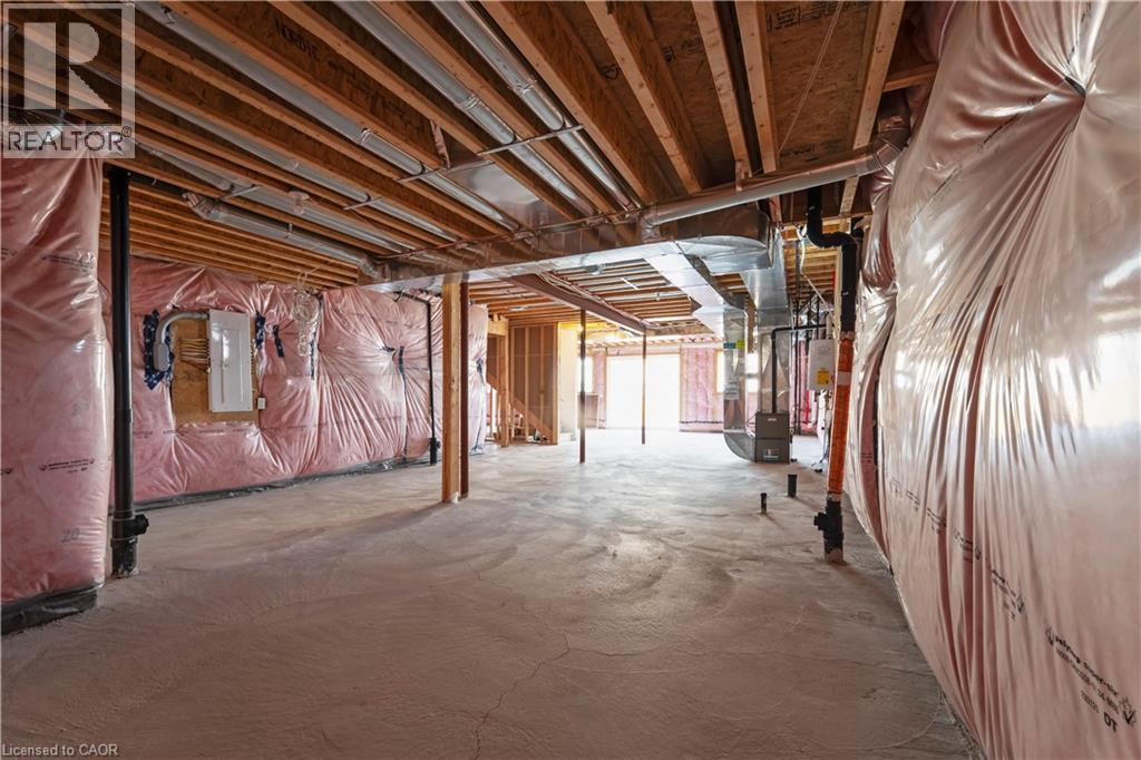 70 Carriage Shop Bend, East Gwillimbury, Ontario  L9N 0C6 - Photo 45 - 40821410