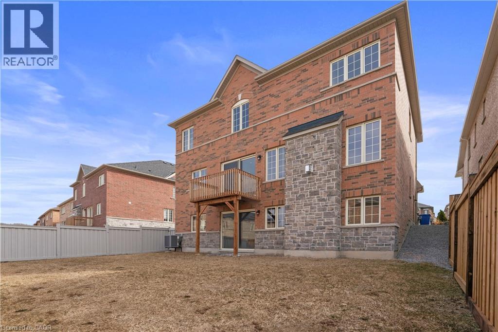 70 Carriage Shop Bend, East Gwillimbury, Ontario  L9N 0C6 - Photo 47 - 40821410