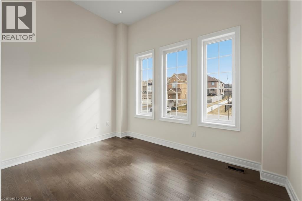 70 Carriage Shop Bend, East Gwillimbury, Ontario  L9N 0C6 - Photo 7 - 40821410