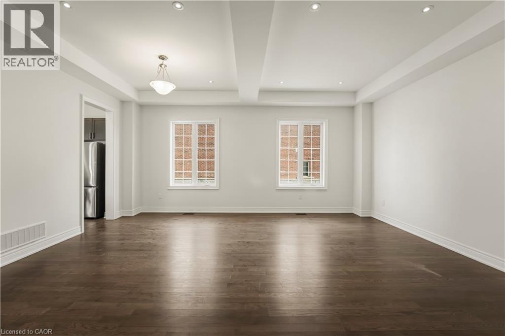 70 Carriage Shop Bend, East Gwillimbury, Ontario  L9N 0C6 - Photo 9 - 40821410