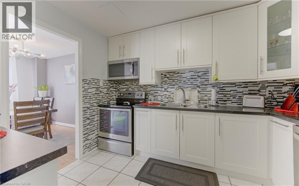 1100 Courtland Avenue E Unit# 404, Kitchener, Ontario  N2C 2H9 - Photo 17 - 40821061