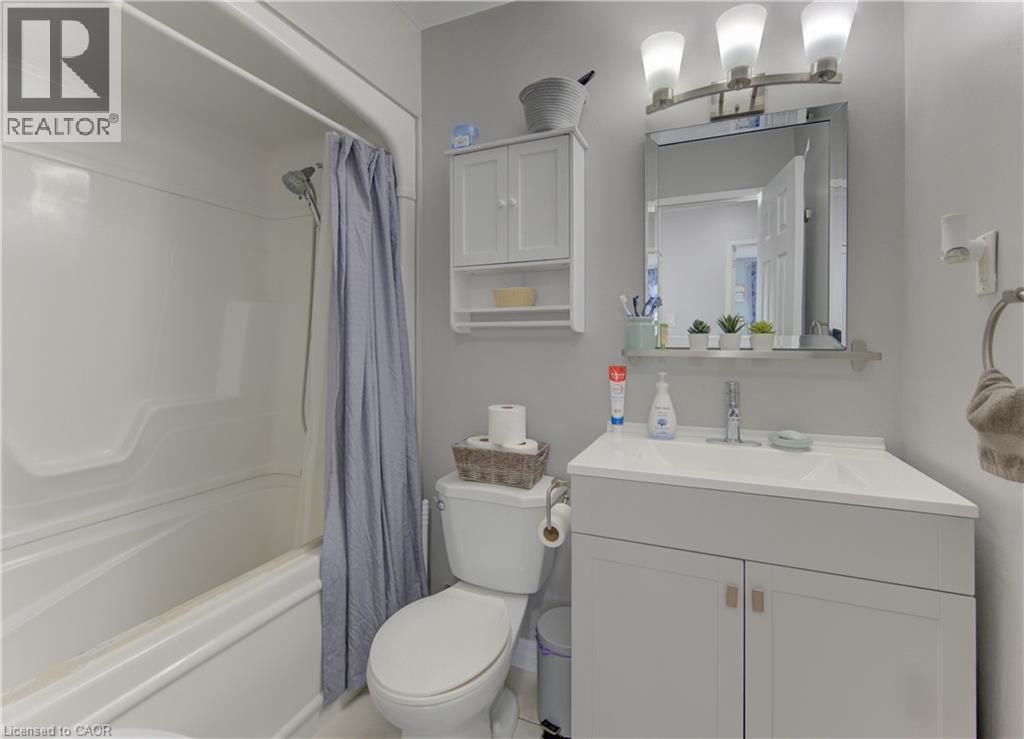 1100 Courtland Avenue E Unit# 404, Kitchener, Ontario  N2C 2H9 - Photo 29 - 40821061