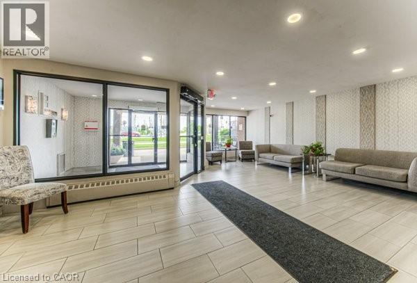 1100 Courtland Avenue E Unit# 404, Kitchener, Ontario  N2C 2H9 - Photo 5 - 40821061