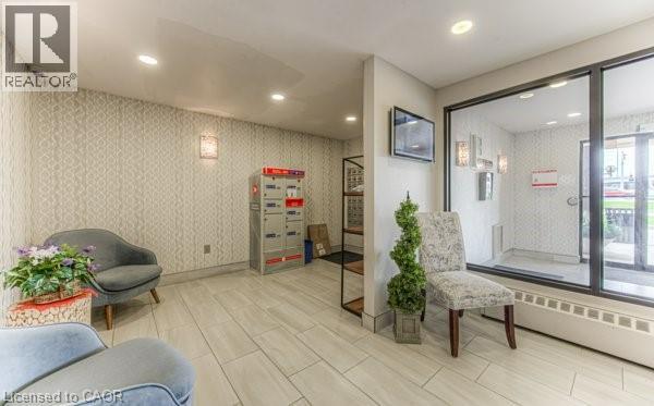 1100 Courtland Avenue E Unit# 404, Kitchener, Ontario  N2C 2H9 - Photo 8 - 40821061