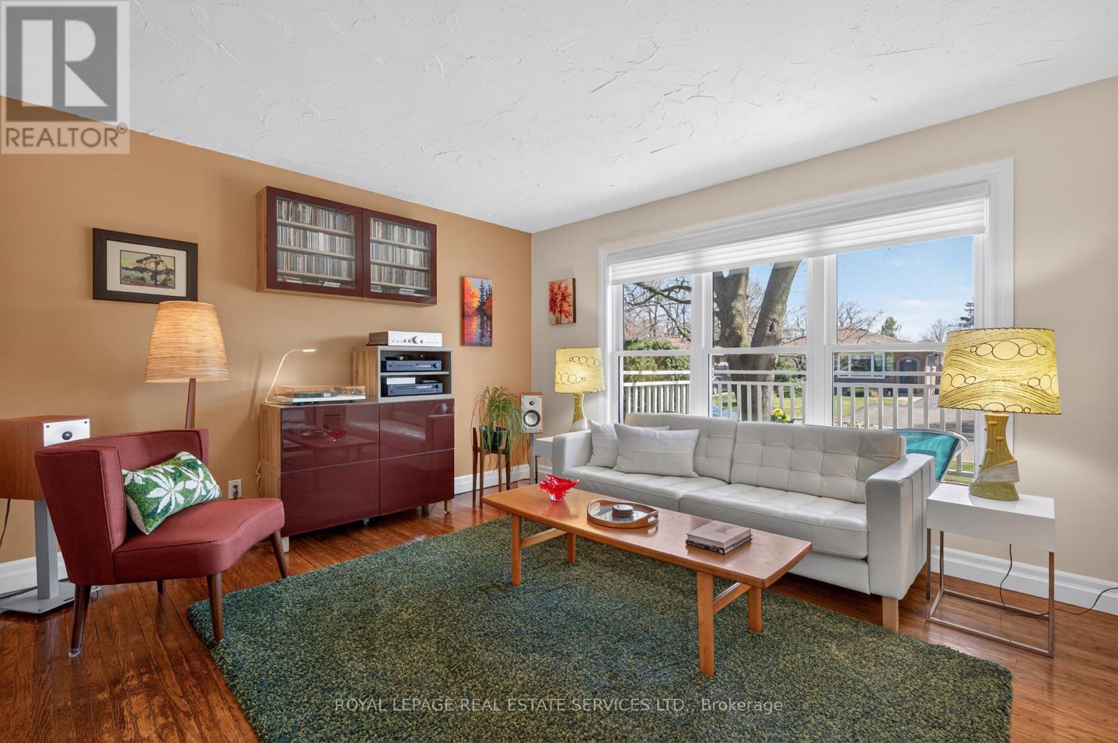 141 Oakdale Drive, Oakville, Ontario  L6H 1J4 - Photo 16 - W12983852