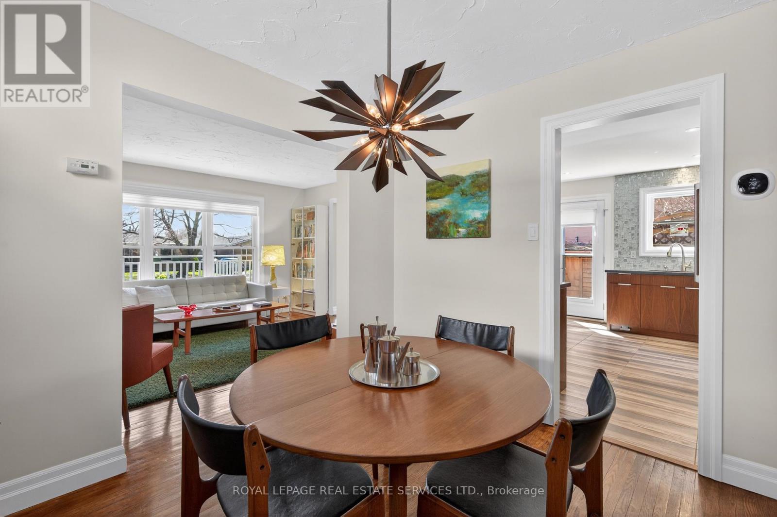 141 Oakdale Drive, Oakville, Ontario  L6H 1J4 - Photo 20 - W12983852