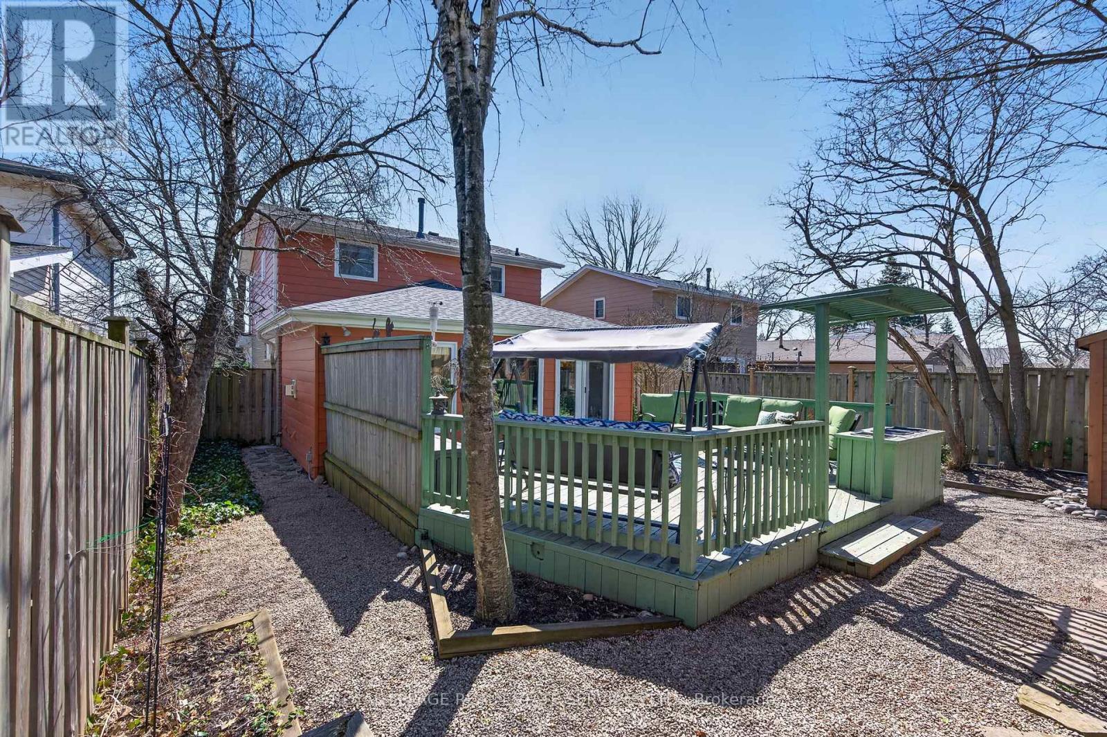 141 Oakdale Drive, Oakville, Ontario  L6H 1J4 - Photo 38 - W12983852