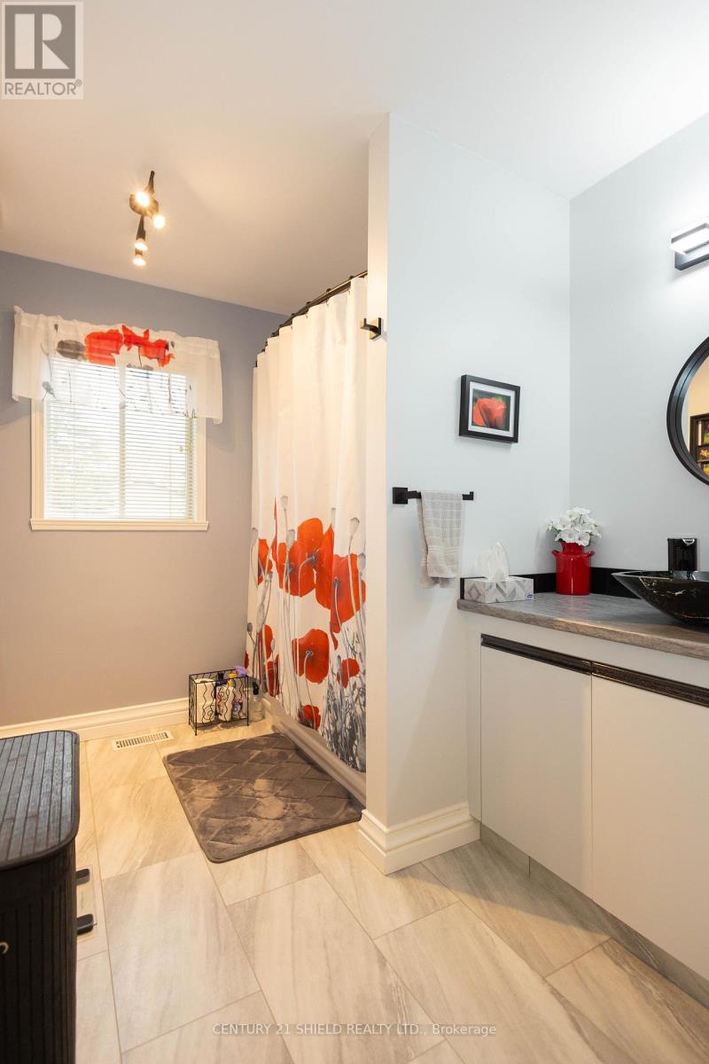 1613 Walton Street, Cornwall, Ontario  K6H 7A7 - Photo 12 - X13010686