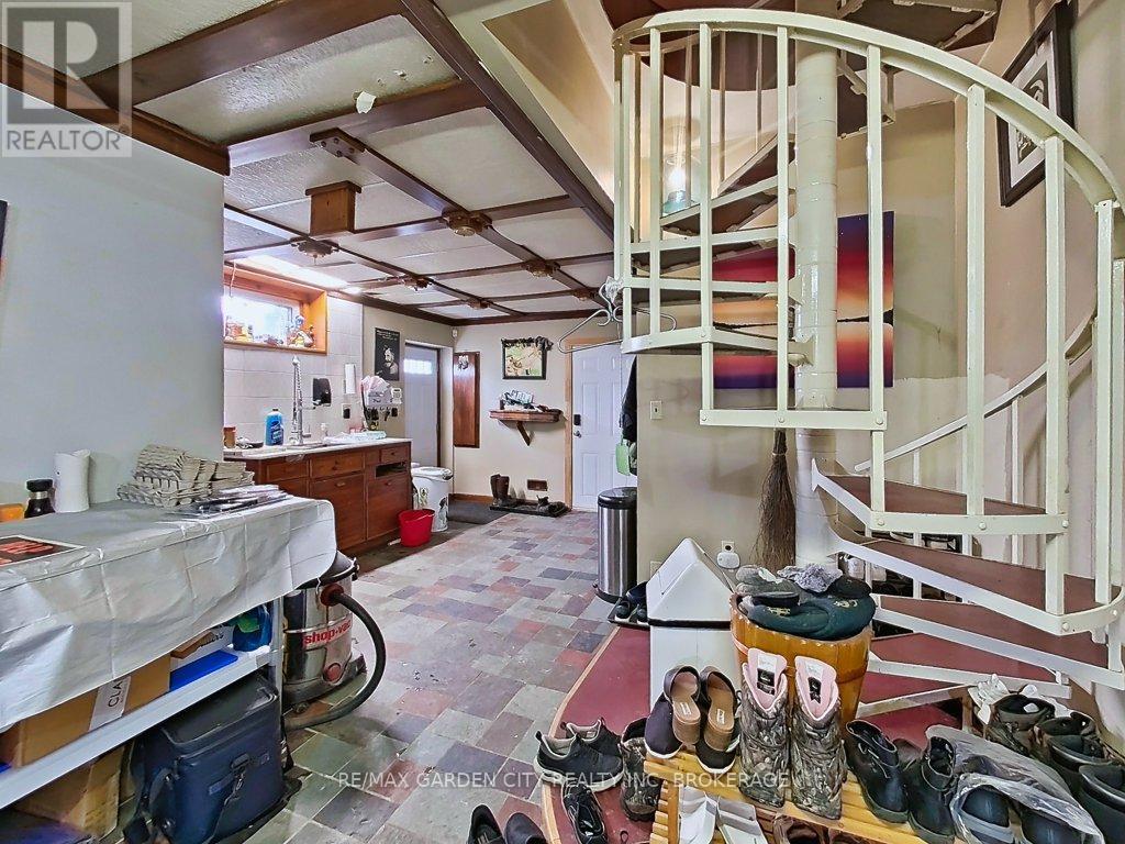 1030 Metler Road, Pelham (North Pelham), Ontario  L0S 1C0 - Photo 24 - X13010608