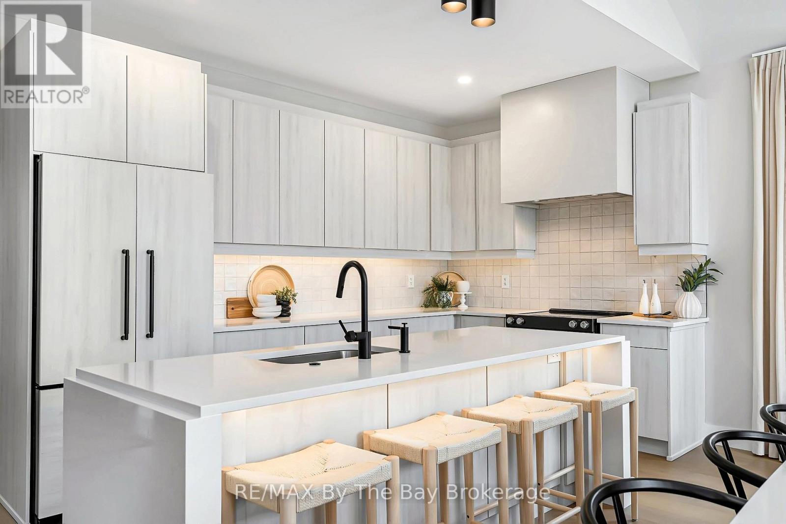 113 Black Willow Crescent, Blue Mountains, Ontario  L9Y 5L8 - Photo 5 - X13010670