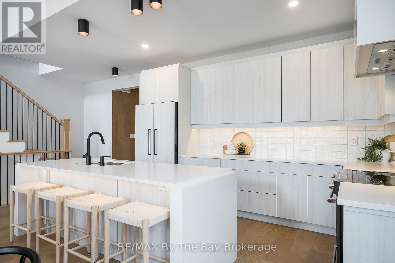 113 Black Willow Crescent, Blue Mountains, Ontario  L9Y 5L8 - Photo 9 - X13010670