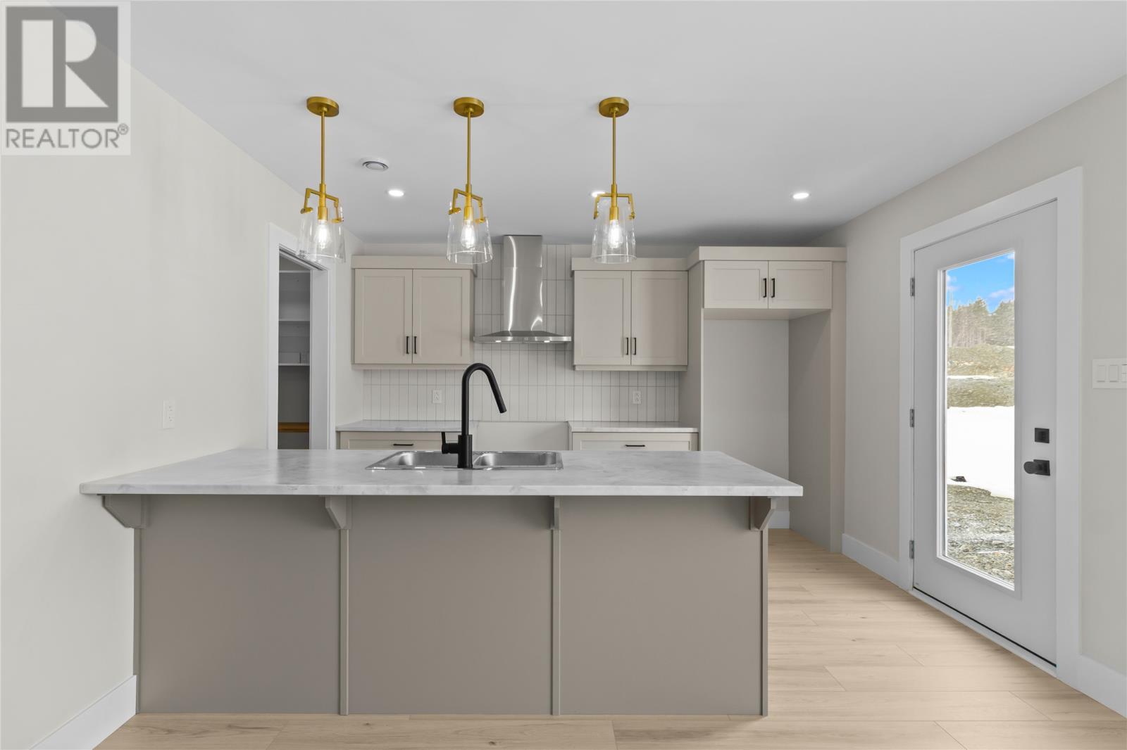 98 Trenton Drive, Paradise, Newfoundland & Labrador  A1L 4B8 - Photo 8 - 1296291