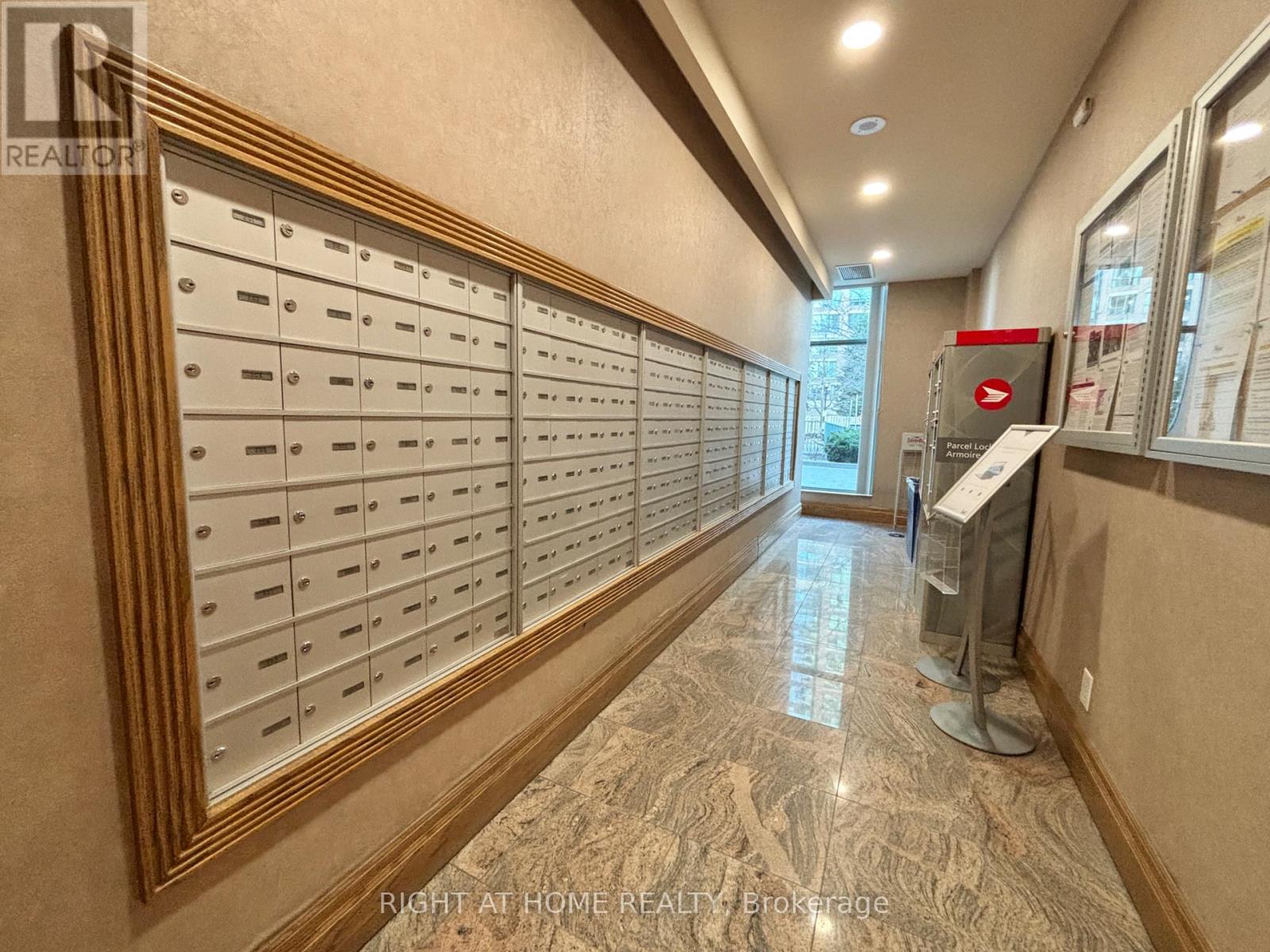 2607 - 5508 Yonge Street, Toronto, Ontario  M2N 7L2 - Photo 13 - C13010616