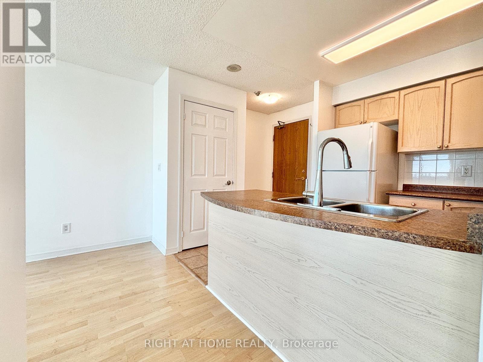 2607 - 5508 Yonge Street, Toronto, Ontario  M2N 7L2 - Photo 7 - C13010616