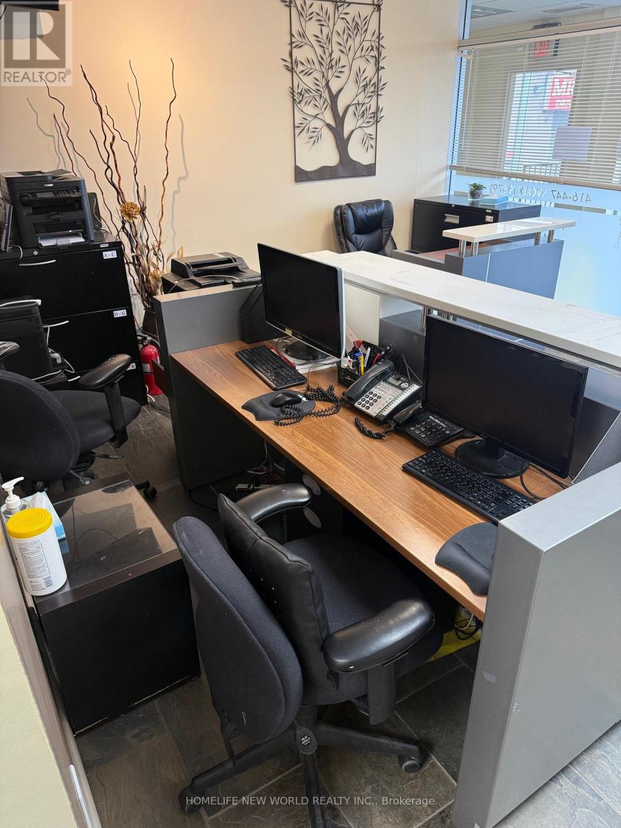 2042 Victoria Park Avenue E, Toronto, Ontario  M1R 1V2 - Photo 3 - C13010642