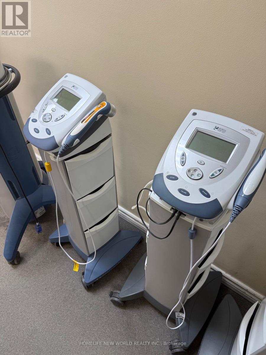 2046 Victoria Park Avenue E, Toronto, Ontario  M1R 1V2 - Photo 13 - C13010652