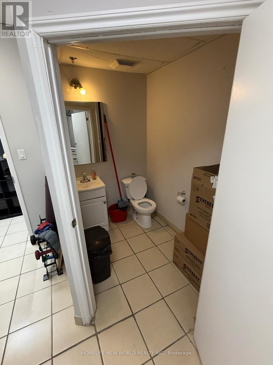 2046 Victoria Park Avenue E, Toronto, Ontario  M1R 1V2 - Photo 8 - C13010652