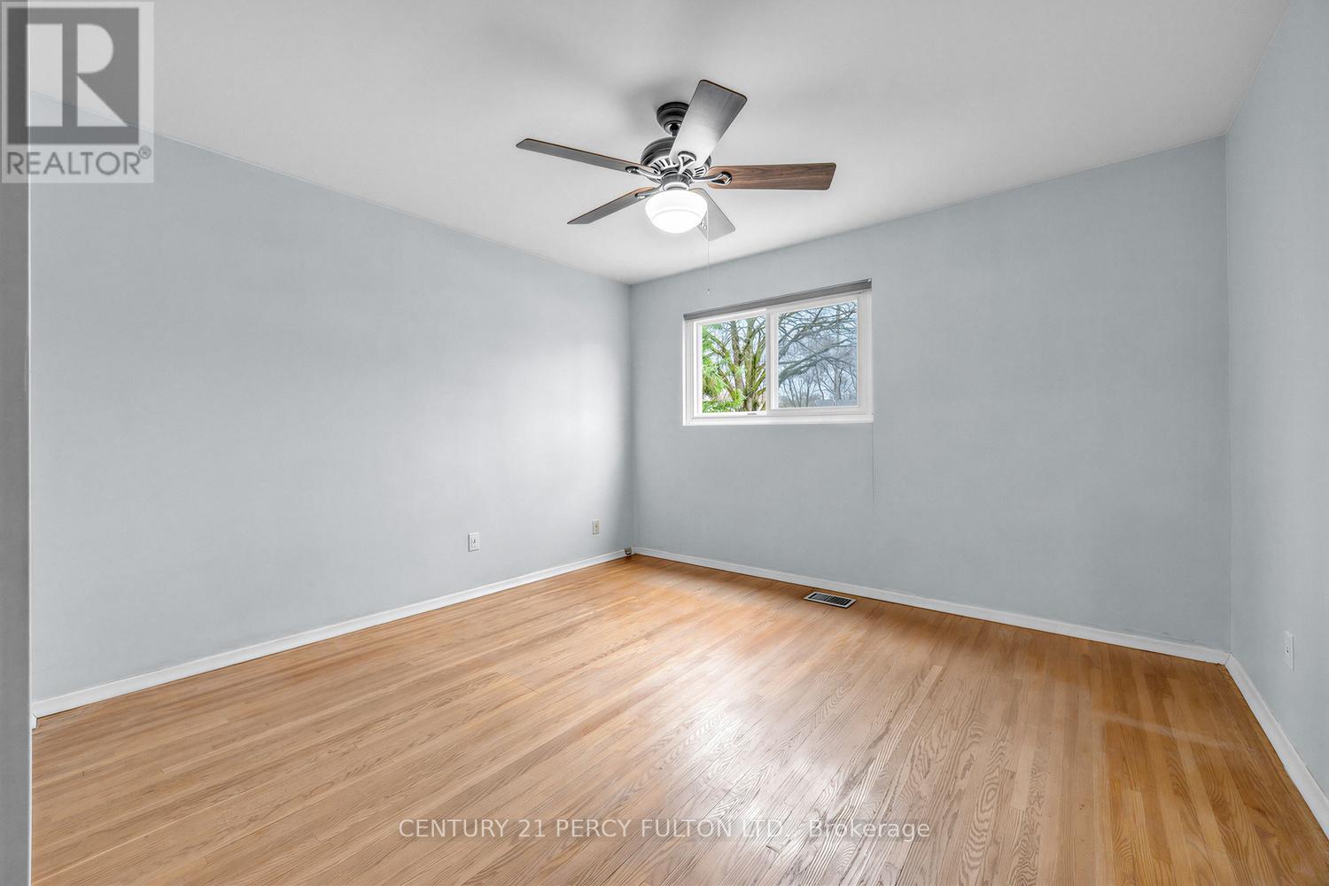 8 Gondola Crescent, Toronto, Ontario  M1G 2J3 - Photo 11 - E13010668