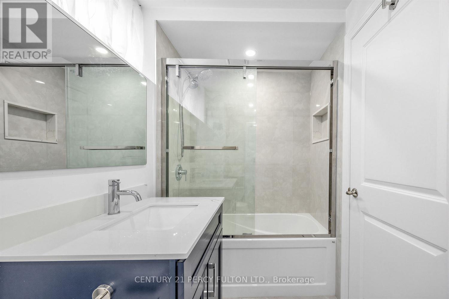 8 Gondola Crescent, Toronto, Ontario  M1G 2J3 - Photo 14 - E13010668