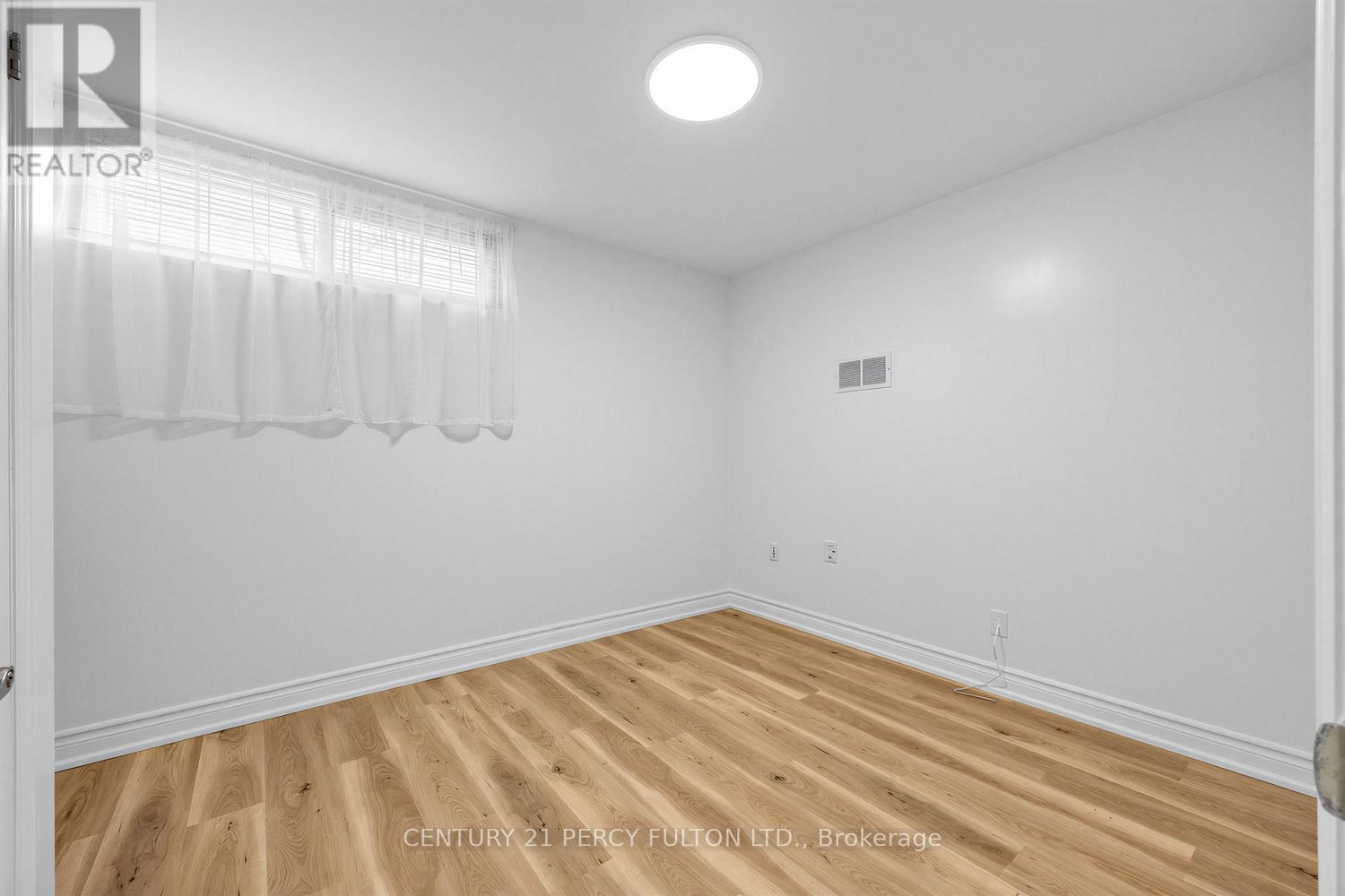 8 Gondola Crescent, Toronto, Ontario  M1G 2J3 - Photo 27 - E13010668