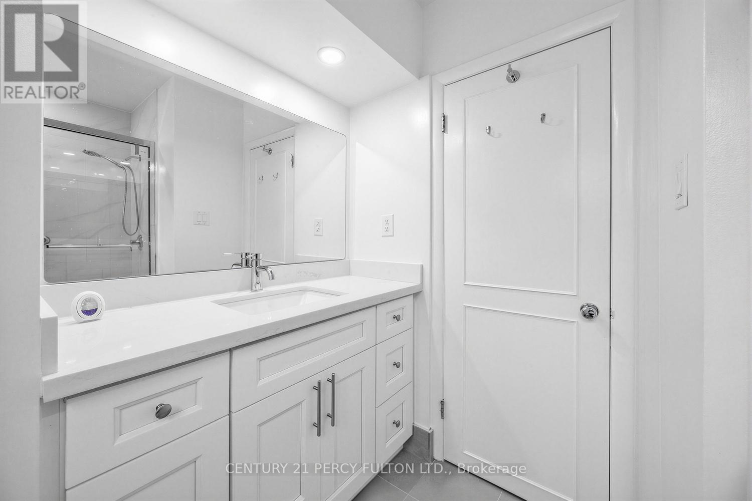 8 Gondola Crescent, Toronto, Ontario  M1G 2J3 - Photo 30 - E13010668