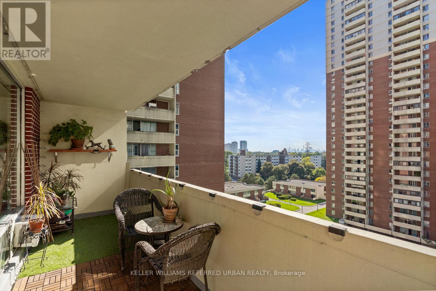 903 - 5 Massey Square, Toronto, Ontario  M4C 5L6 - Photo 13 - E13010676