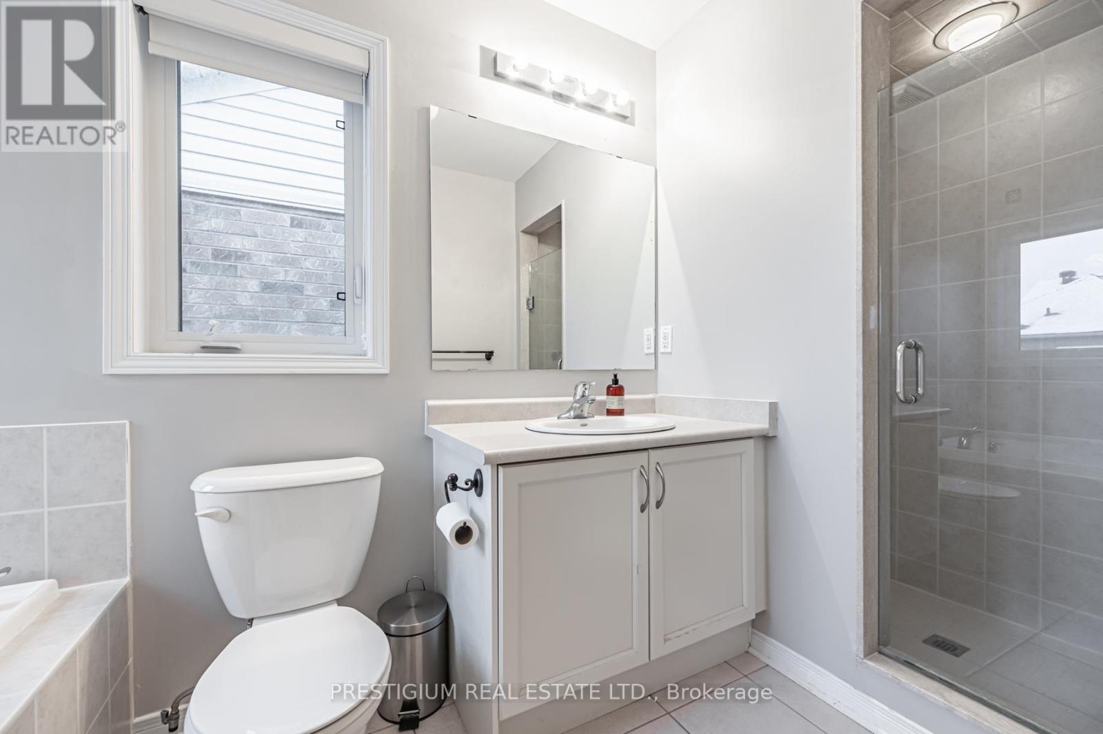 25 White Beach Crescent, Vaughan, Ontario  L6A 4K6 - Photo 17 - N13010596