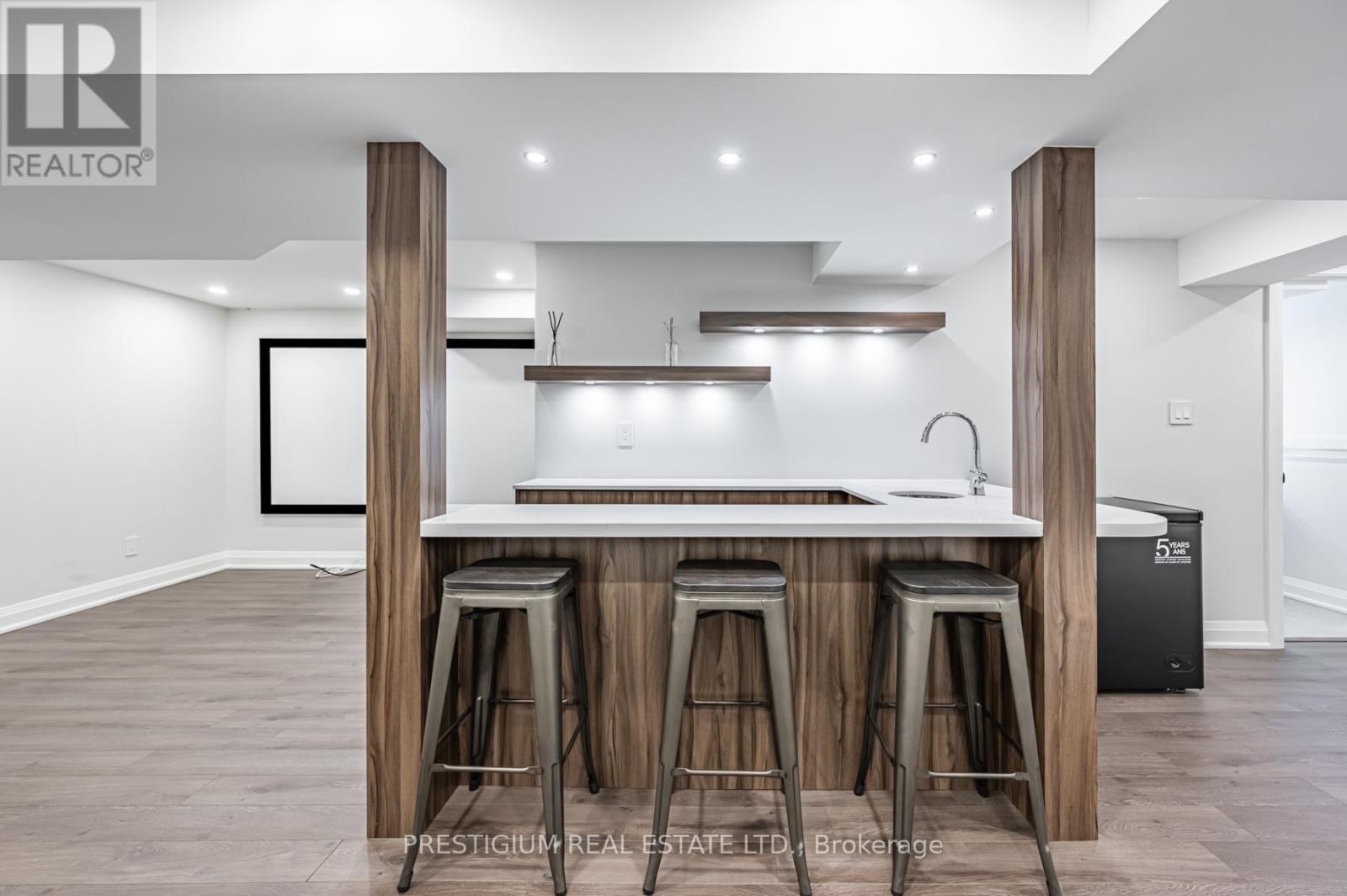 25 White Beach Crescent, Vaughan, Ontario  L6A 4K6 - Photo 31 - N13010596