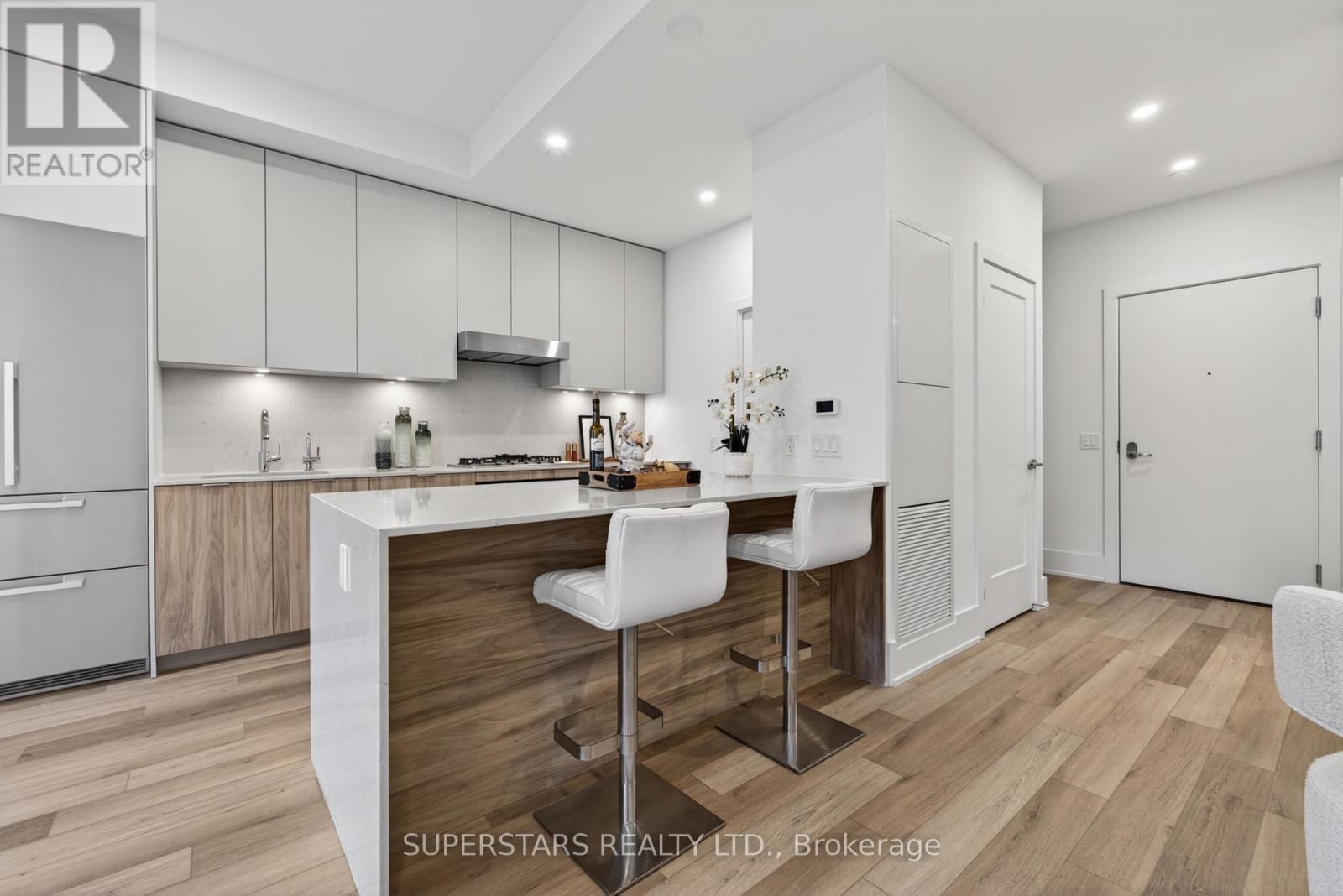 W118 - 8 Cedarland Drive, Markham, Ontario  L6G 0H4 - Photo 12 - N13010624