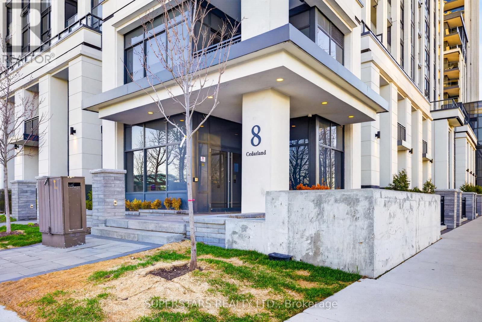 W118 - 8 Cedarland Drive, Markham, Ontario  L6G 0H4 - Photo 2 - N13010624