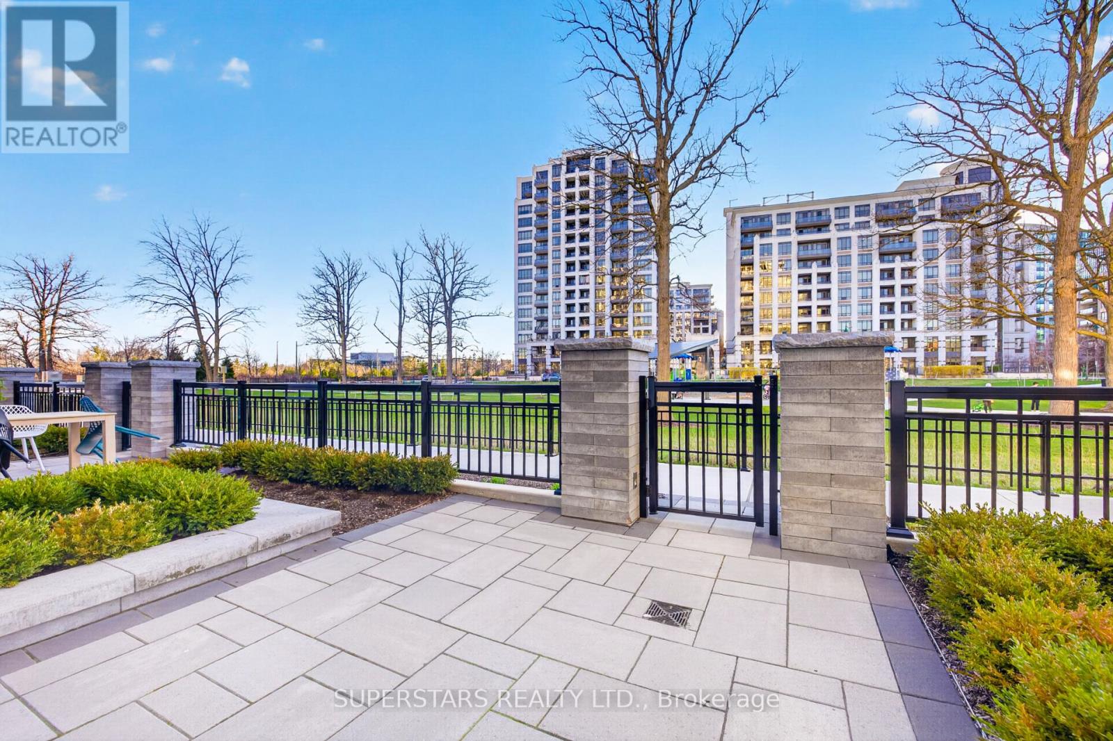 W118 - 8 Cedarland Drive, Markham, Ontario  L6G 0H4 - Photo 22 - N13010624