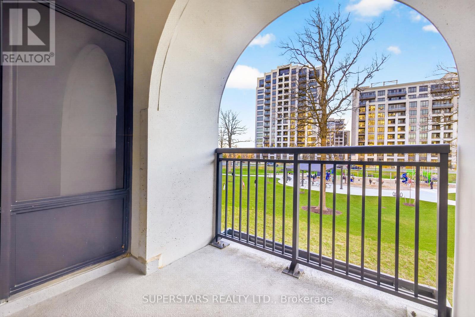 W118 - 8 Cedarland Drive, Markham, Ontario  L6G 0H4 - Photo 30 - N13010624