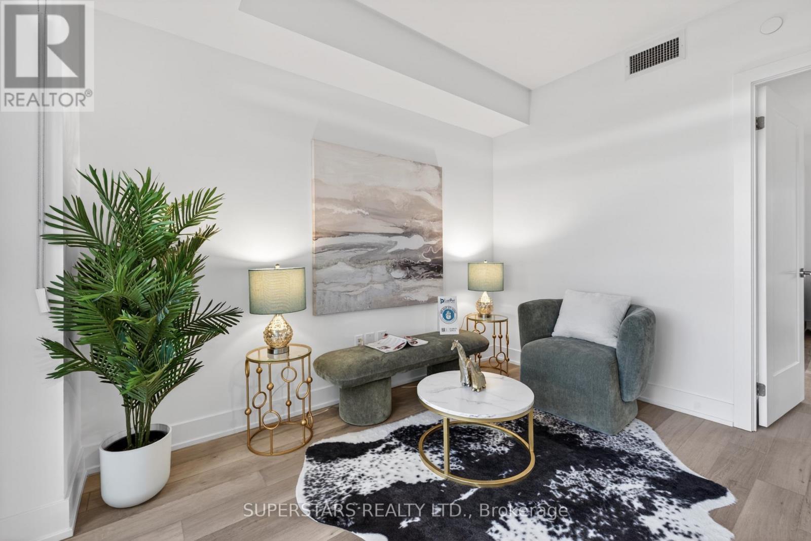 W118 - 8 Cedarland Drive, Markham, Ontario  L6G 0H4 - Photo 35 - N13010624