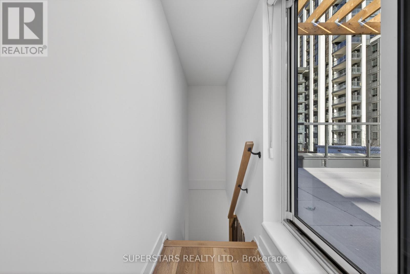 W118 - 8 Cedarland Drive, Markham, Ontario  L6G 0H4 - Photo 46 - N13010624