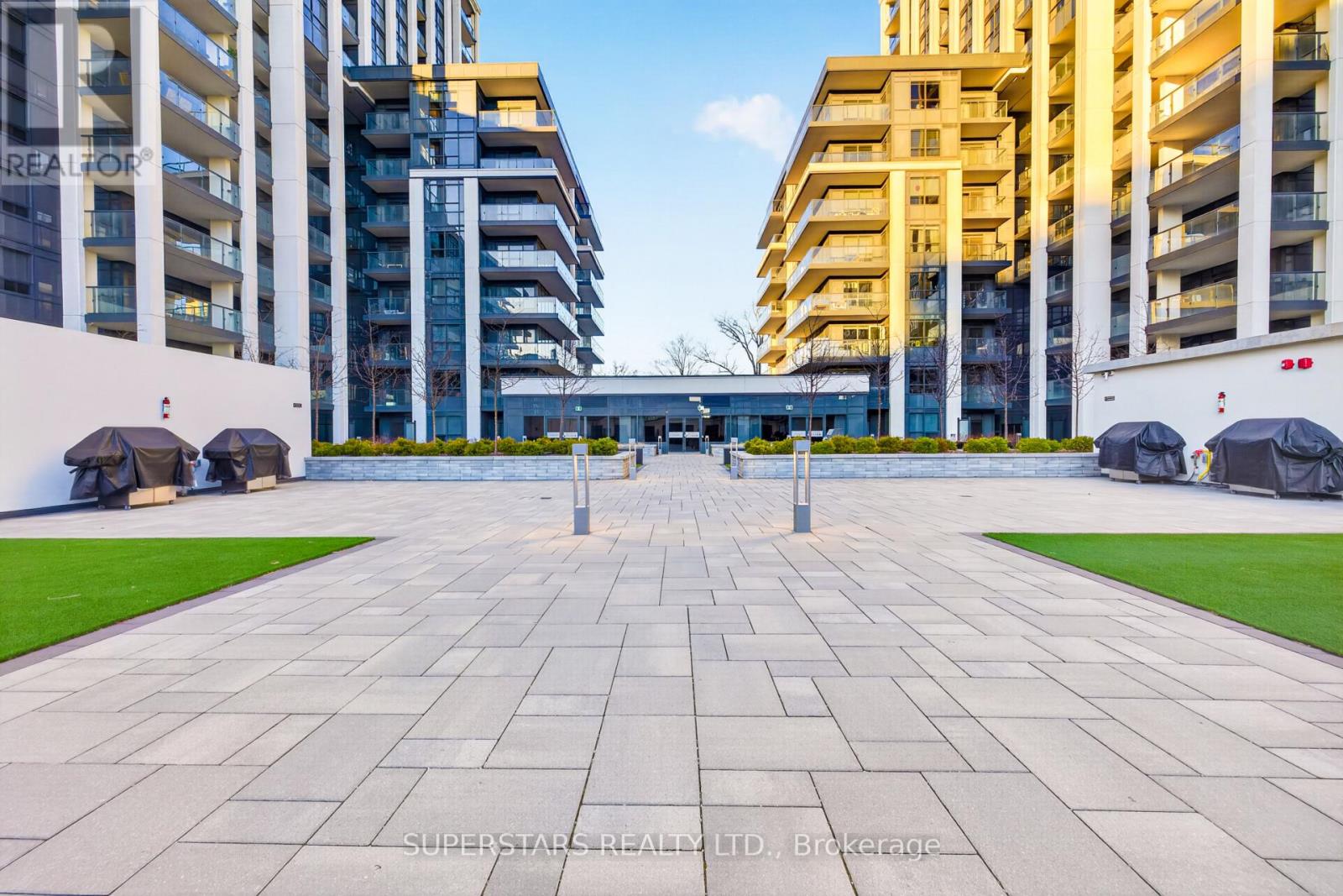 W118 - 8 Cedarland Drive, Markham, Ontario  L6G 0H4 - Photo 49 - N13010624