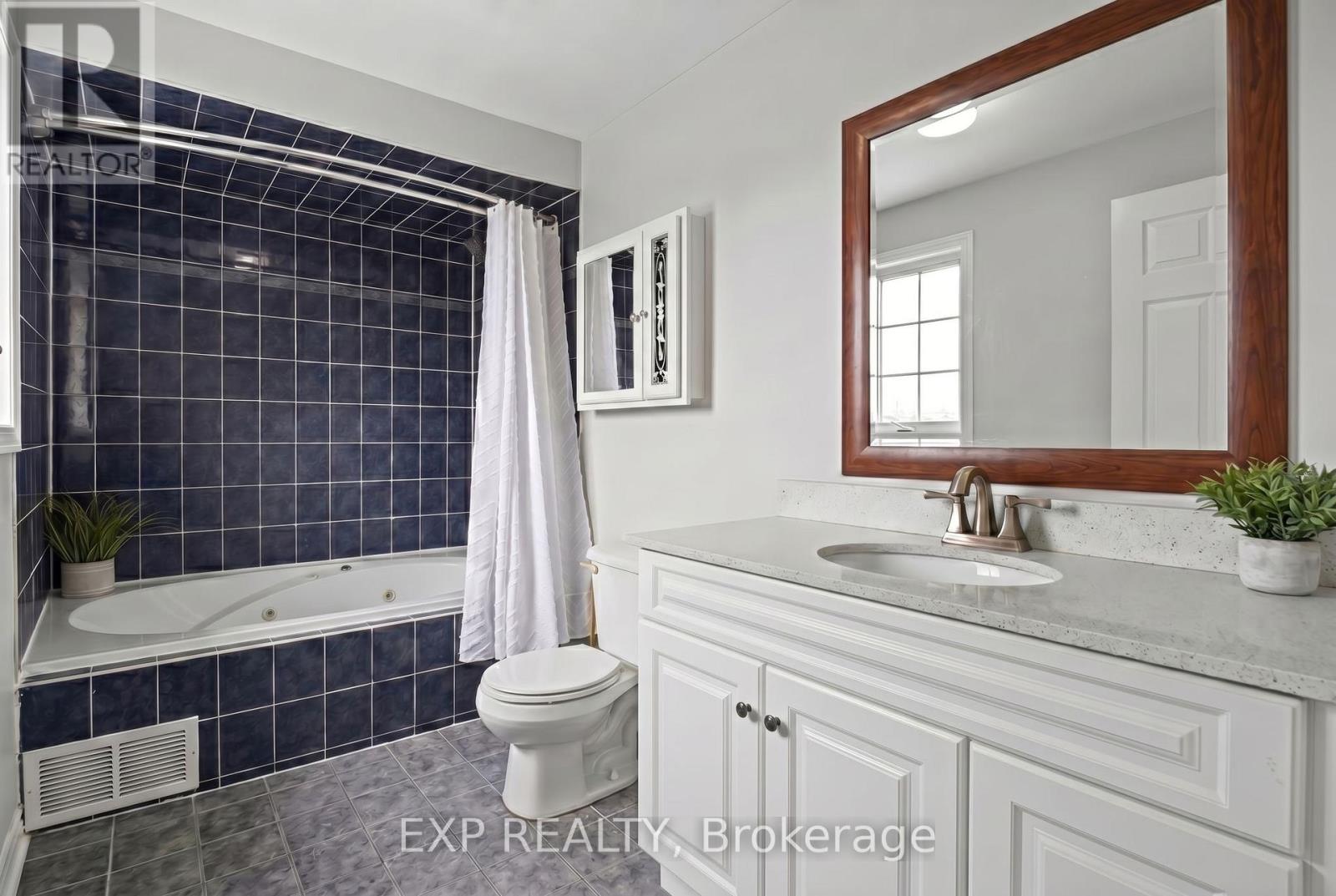 65 Dunnett Drive, Barrie (Ardagh), Ontario  L4N 0J6 - Photo 20 - S13010552